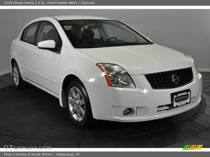 Fresh Powder White / Charcoal 2009 Nissan Sentra 2.0 SL