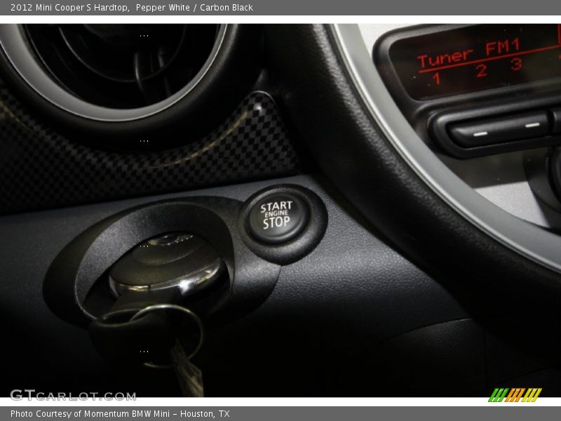 Pepper White / Carbon Black 2012 Mini Cooper S Hardtop