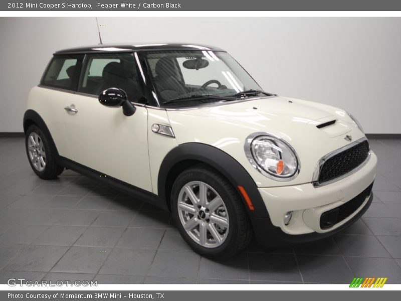 Pepper White / Carbon Black 2012 Mini Cooper S Hardtop