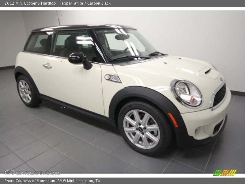 Pepper White / Carbon Black 2012 Mini Cooper S Hardtop