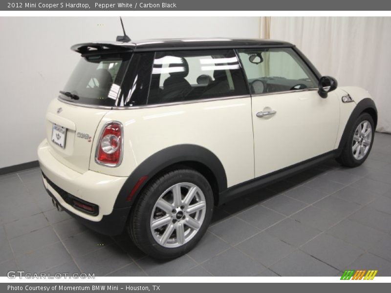 Pepper White / Carbon Black 2012 Mini Cooper S Hardtop