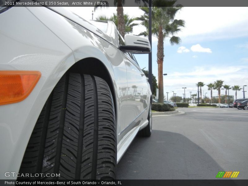 Arctic White / Black 2011 Mercedes-Benz E 350 Sedan