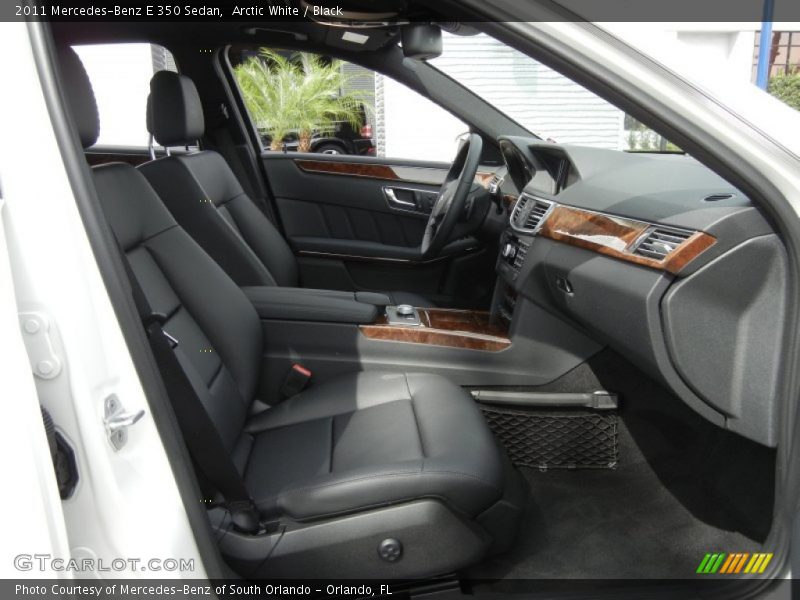 Arctic White / Black 2011 Mercedes-Benz E 350 Sedan