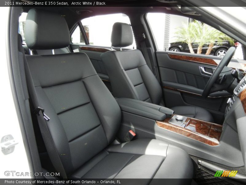 Arctic White / Black 2011 Mercedes-Benz E 350 Sedan