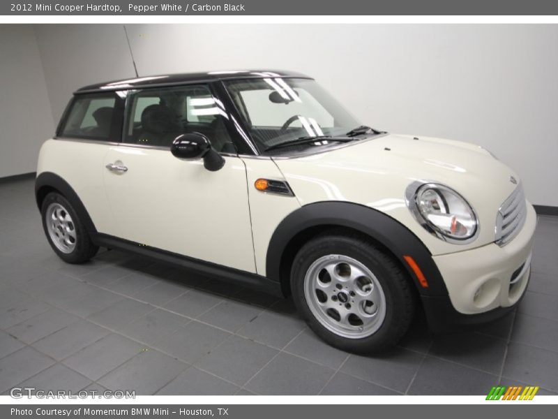 Pepper White / Carbon Black 2012 Mini Cooper Hardtop