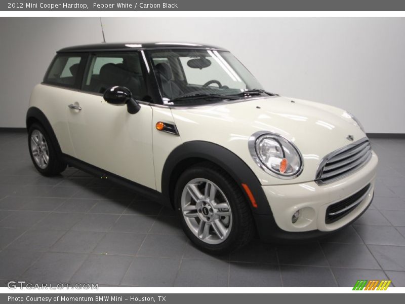 Pepper White / Carbon Black 2012 Mini Cooper Hardtop