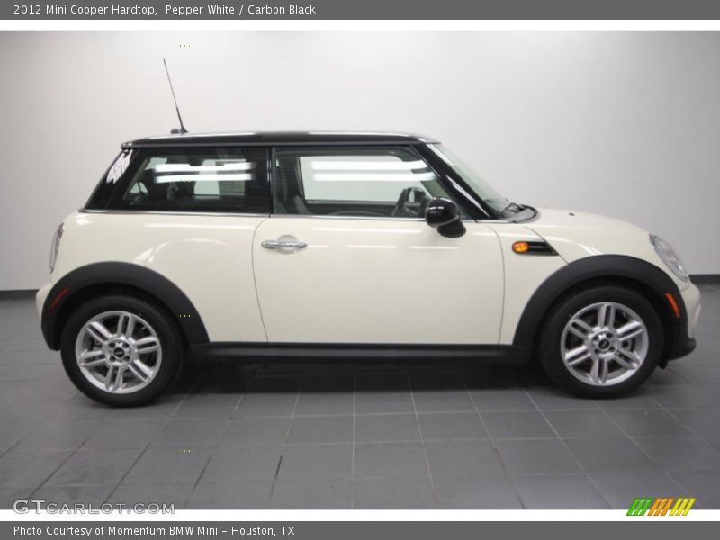Pepper White / Carbon Black 2012 Mini Cooper Hardtop