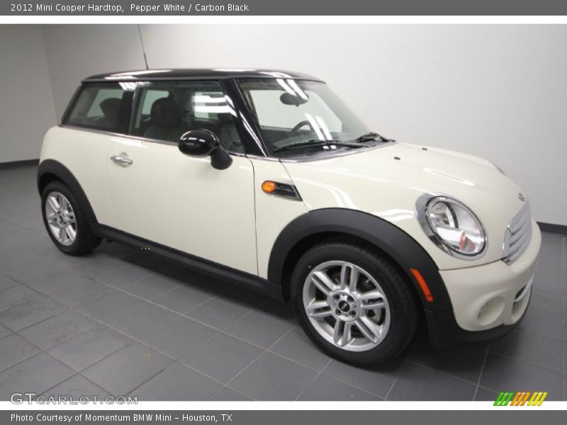 Pepper White / Carbon Black 2012 Mini Cooper Hardtop