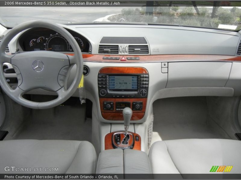 Dashboard of 2006 S 350 Sedan