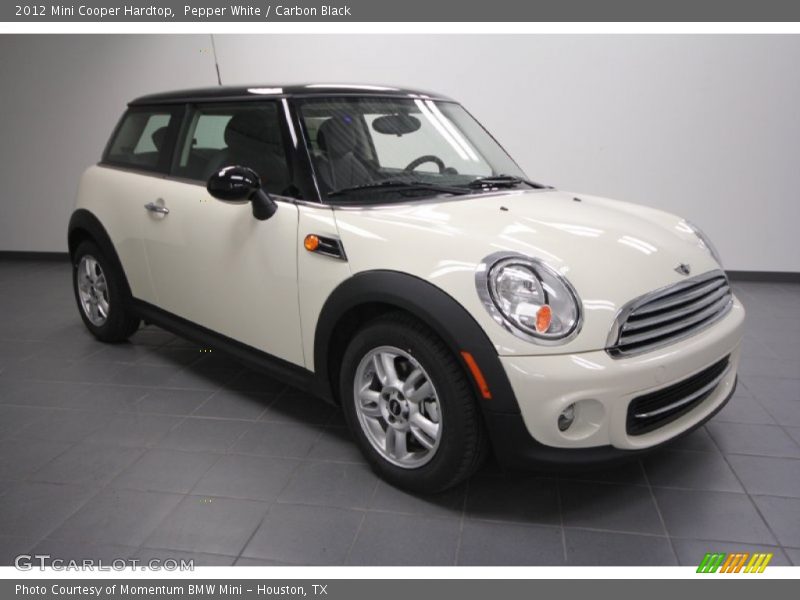 Pepper White / Carbon Black 2012 Mini Cooper Hardtop
