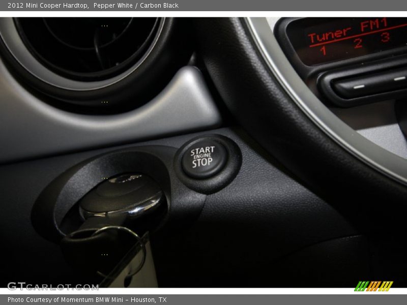 Pepper White / Carbon Black 2012 Mini Cooper Hardtop