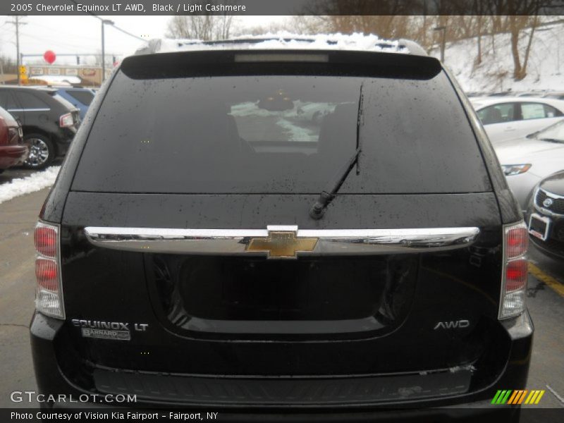 Black / Light Cashmere 2005 Chevrolet Equinox LT AWD