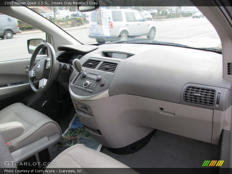 Dashboard of 2007 Quest 3.5 SL