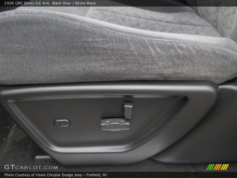 Black Onyx / Ebony Black 2006 GMC Envoy SLE 4x4
