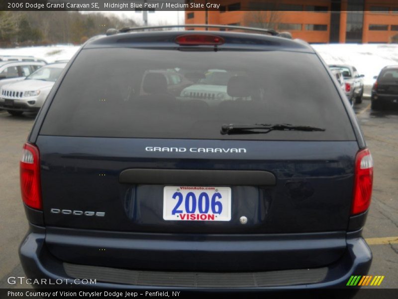 Midnight Blue Pearl / Medium Slate Gray 2006 Dodge Grand Caravan SE