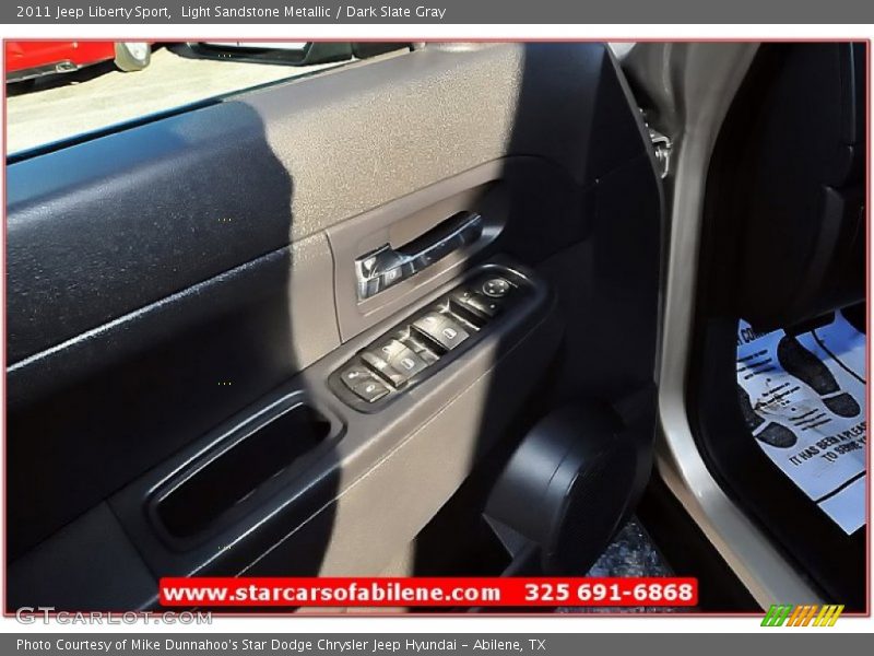 Light Sandstone Metallic / Dark Slate Gray 2011 Jeep Liberty Sport