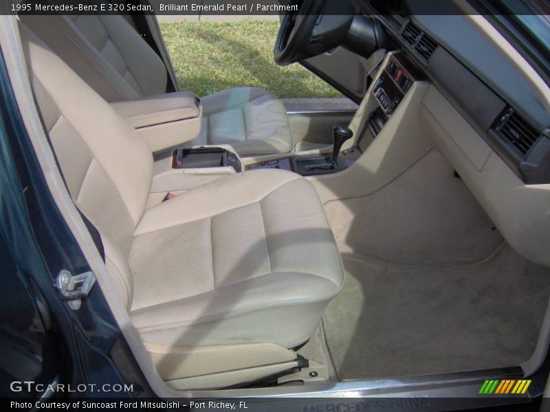 Brilliant Emerald Pearl / Parchment 1995 Mercedes-Benz E 320 Sedan