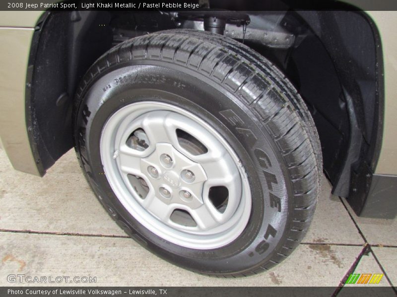 Light Khaki Metallic / Pastel Pebble Beige 2008 Jeep Patriot Sport