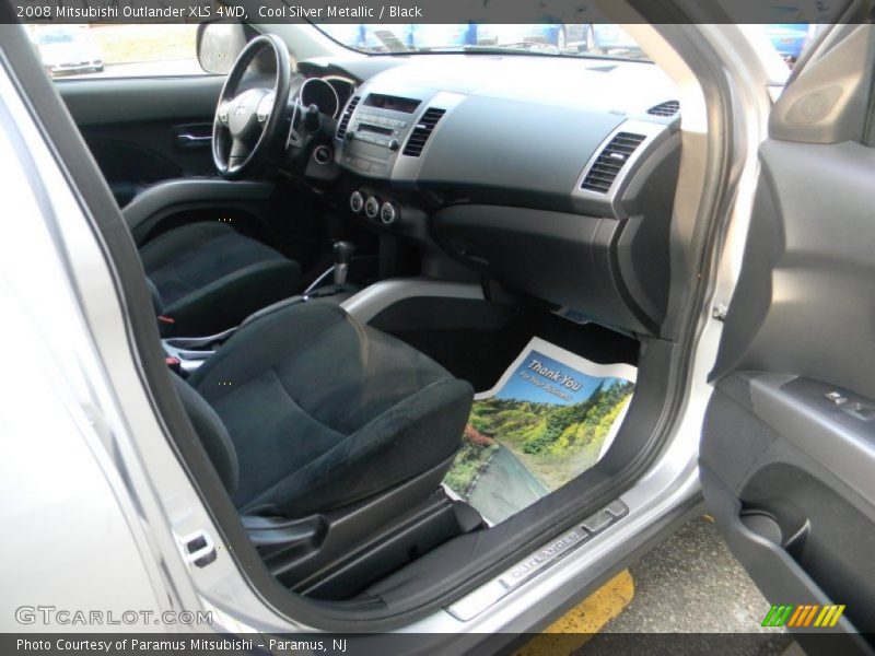 Cool Silver Metallic / Black 2008 Mitsubishi Outlander XLS 4WD