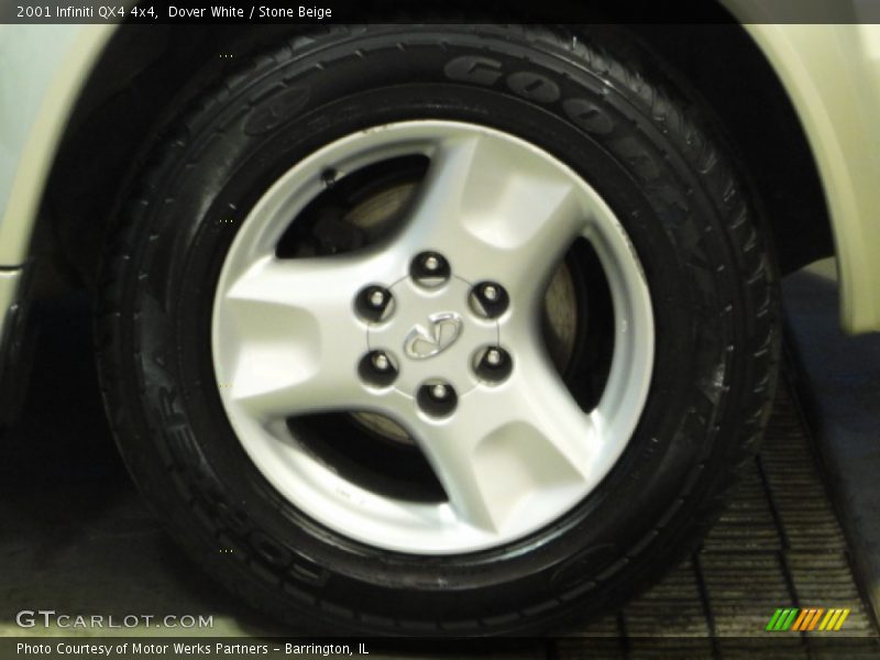 Dover White / Stone Beige 2001 Infiniti QX4 4x4