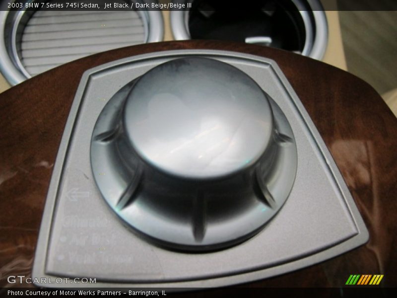Jet Black / Dark Beige/Beige III 2003 BMW 7 Series 745i Sedan