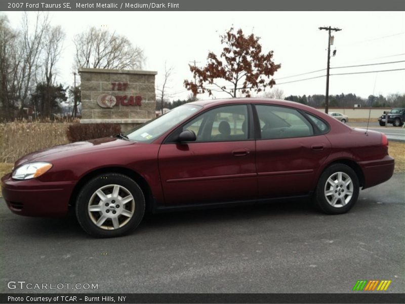 Merlot Metallic / Medium/Dark Flint 2007 Ford Taurus SE