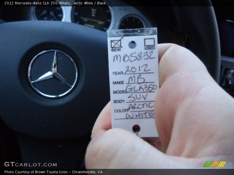 Arctic White / Black 2012 Mercedes-Benz GLK 350 4Matic
