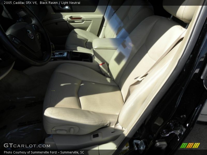 Black Raven / Light Neutral 2005 Cadillac SRX V6