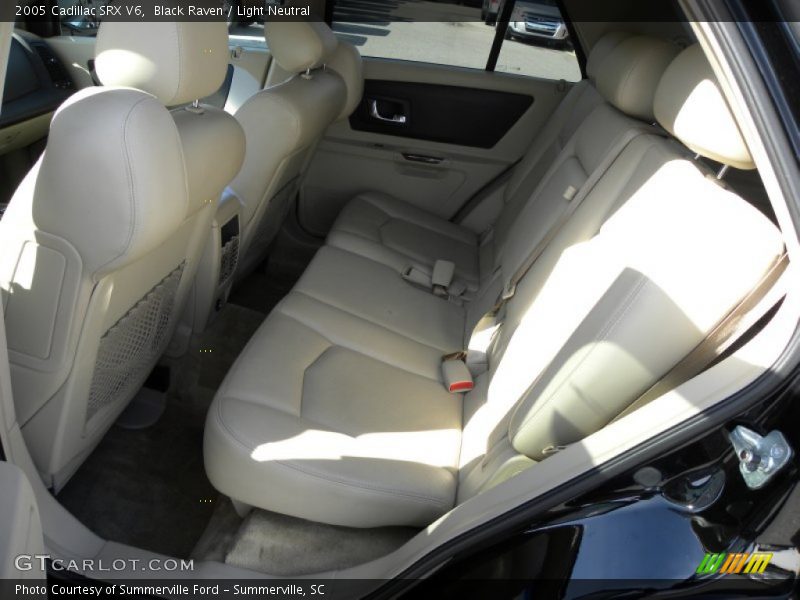 Black Raven / Light Neutral 2005 Cadillac SRX V6