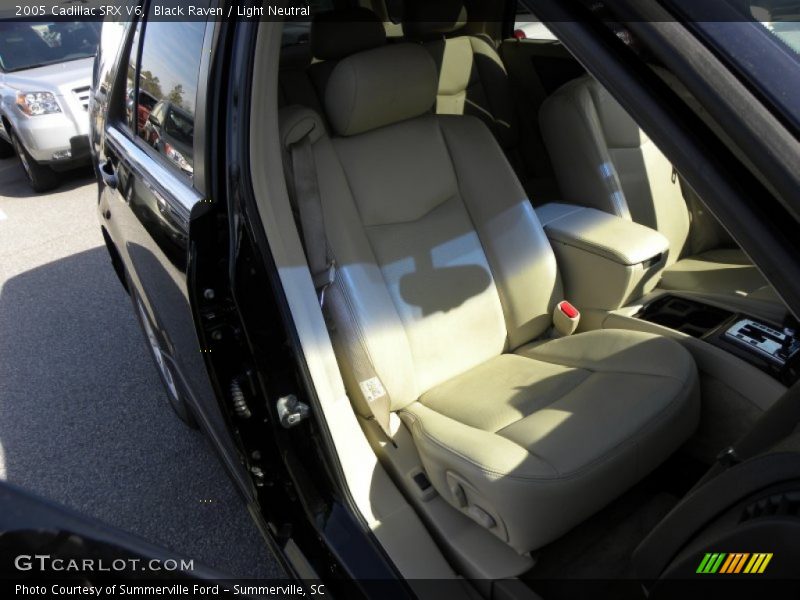 Black Raven / Light Neutral 2005 Cadillac SRX V6