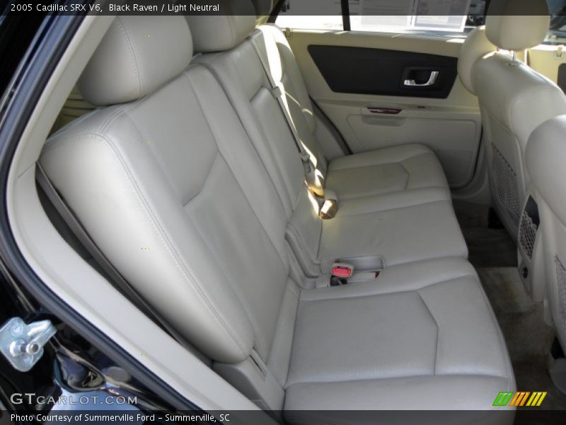 Black Raven / Light Neutral 2005 Cadillac SRX V6
