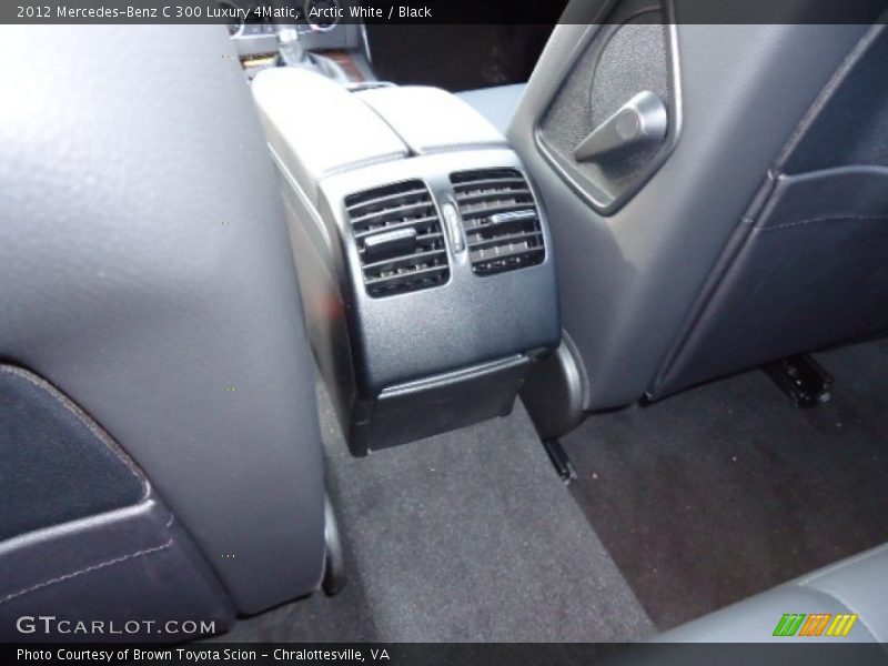Arctic White / Black 2012 Mercedes-Benz C 300 Luxury 4Matic
