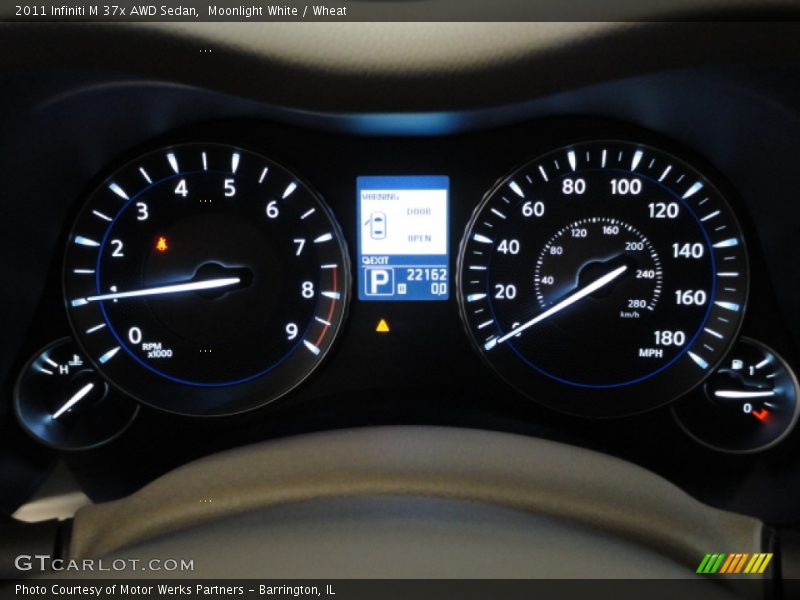 Moonlight White / Wheat 2011 Infiniti M 37x AWD Sedan