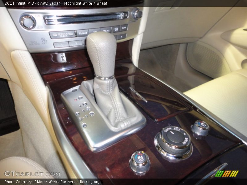 Moonlight White / Wheat 2011 Infiniti M 37x AWD Sedan