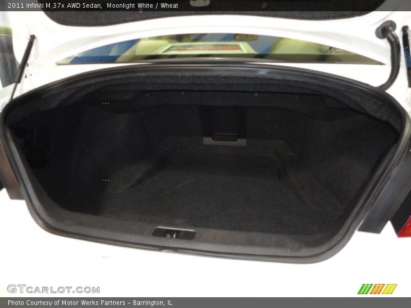 Moonlight White / Wheat 2011 Infiniti M 37x AWD Sedan
