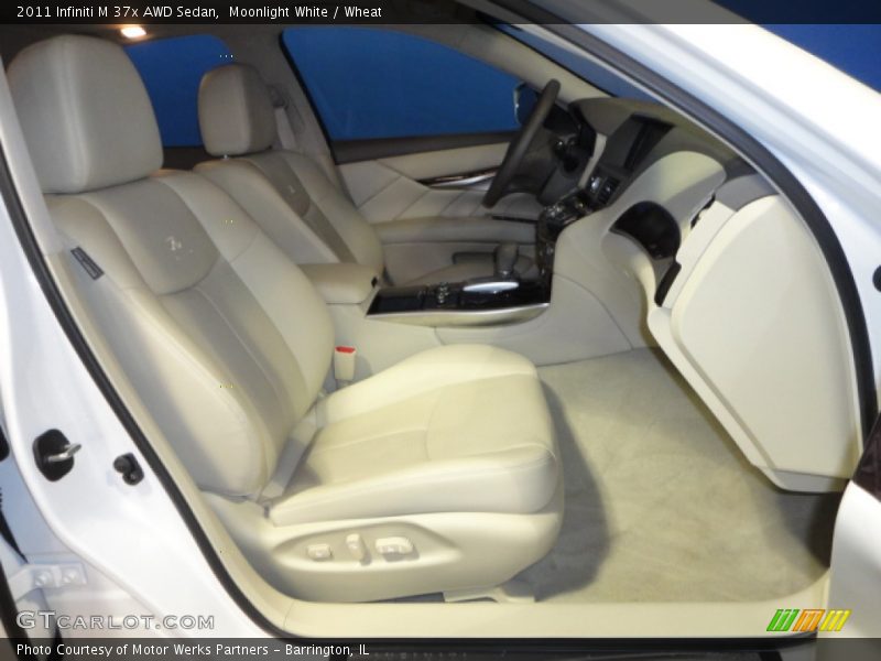 Moonlight White / Wheat 2011 Infiniti M 37x AWD Sedan