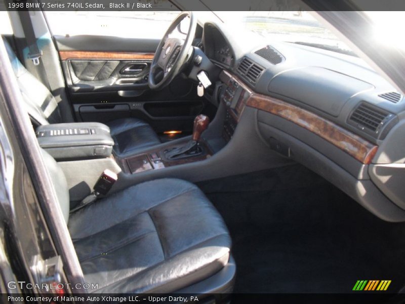 Black II / Black 1998 BMW 7 Series 740iL Sedan
