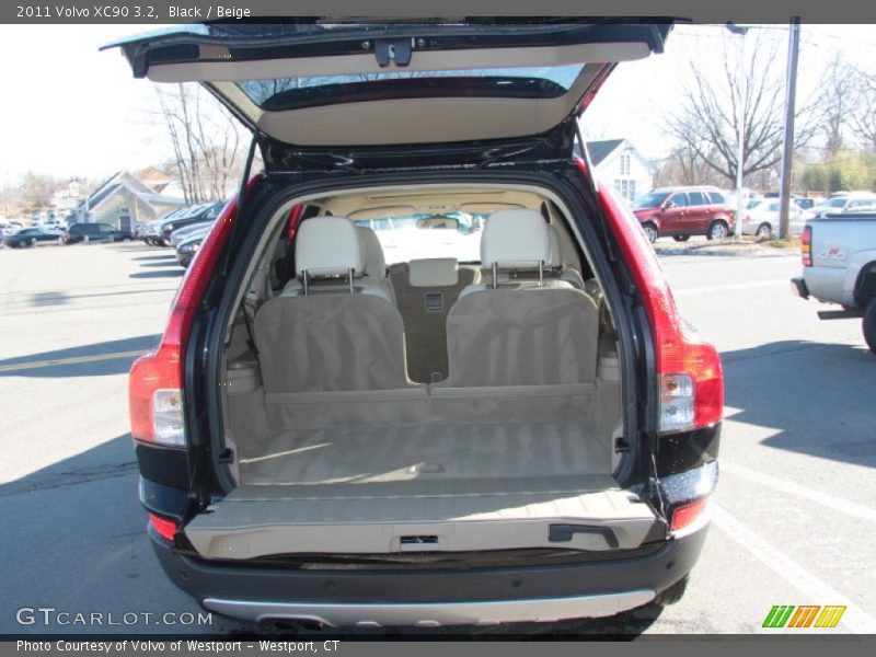 Black / Beige 2011 Volvo XC90 3.2