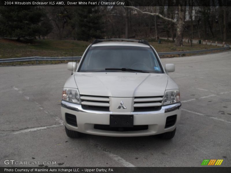 Dover White Pearl / Charcoal Gray 2004 Mitsubishi Endeavor XLS AWD
