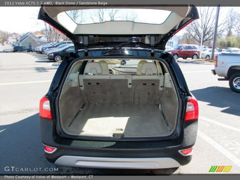Black Stone / Sandstone Beige 2011 Volvo XC70 3.2 AWD
