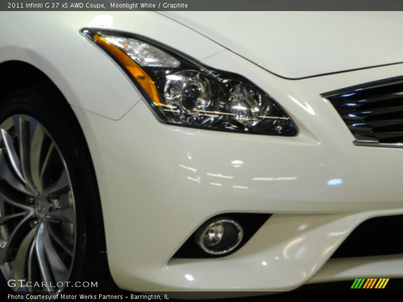 Moonlight White / Graphite 2011 Infiniti G 37 xS AWD Coupe
