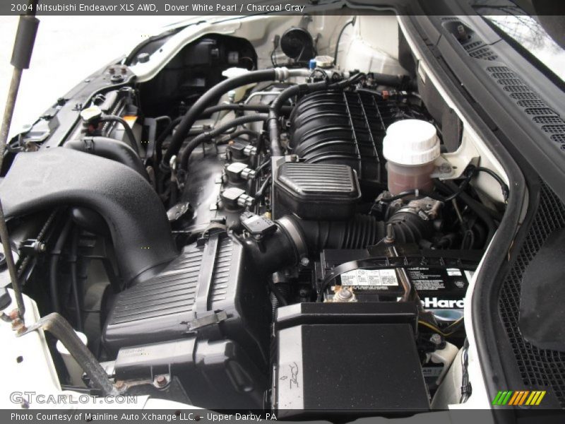 Dover White Pearl / Charcoal Gray 2004 Mitsubishi Endeavor XLS AWD
