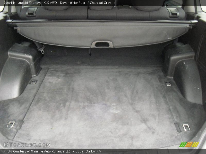 Dover White Pearl / Charcoal Gray 2004 Mitsubishi Endeavor XLS AWD