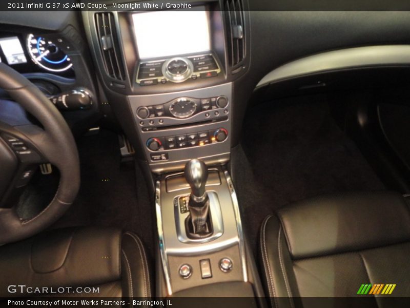 Moonlight White / Graphite 2011 Infiniti G 37 xS AWD Coupe