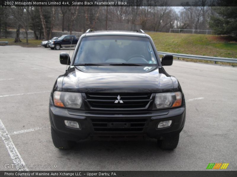 Solano Black Pearlescent / Black 2002 Mitsubishi Montero Limited 4x4