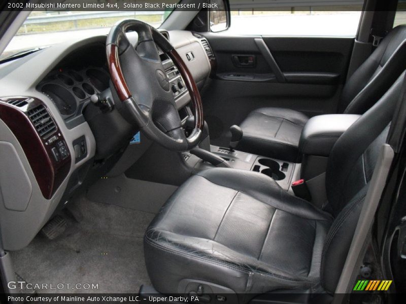 Solano Black Pearlescent / Black 2002 Mitsubishi Montero Limited 4x4