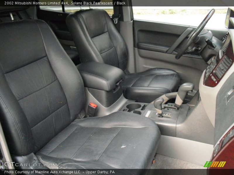 Solano Black Pearlescent / Black 2002 Mitsubishi Montero Limited 4x4
