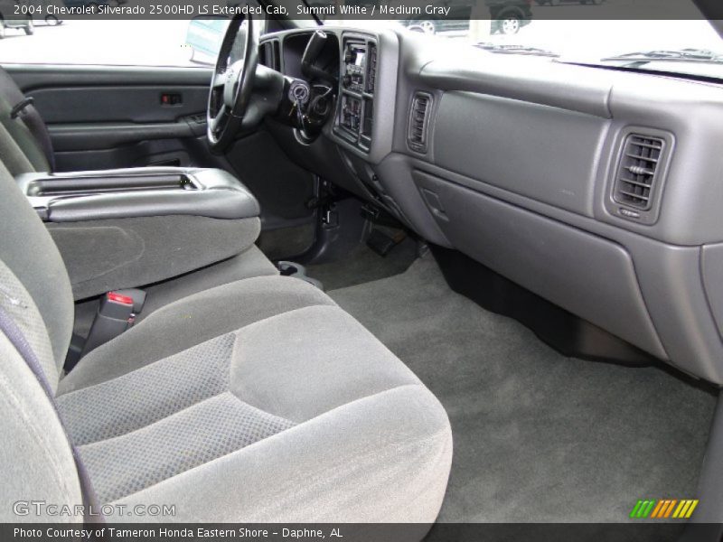Summit White / Medium Gray 2004 Chevrolet Silverado 2500HD LS Extended Cab