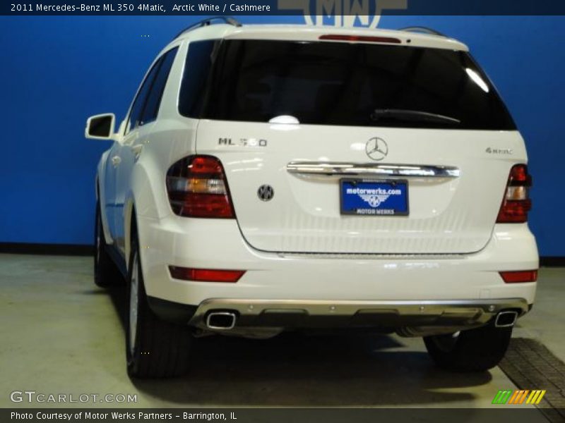 Arctic White / Cashmere 2011 Mercedes-Benz ML 350 4Matic