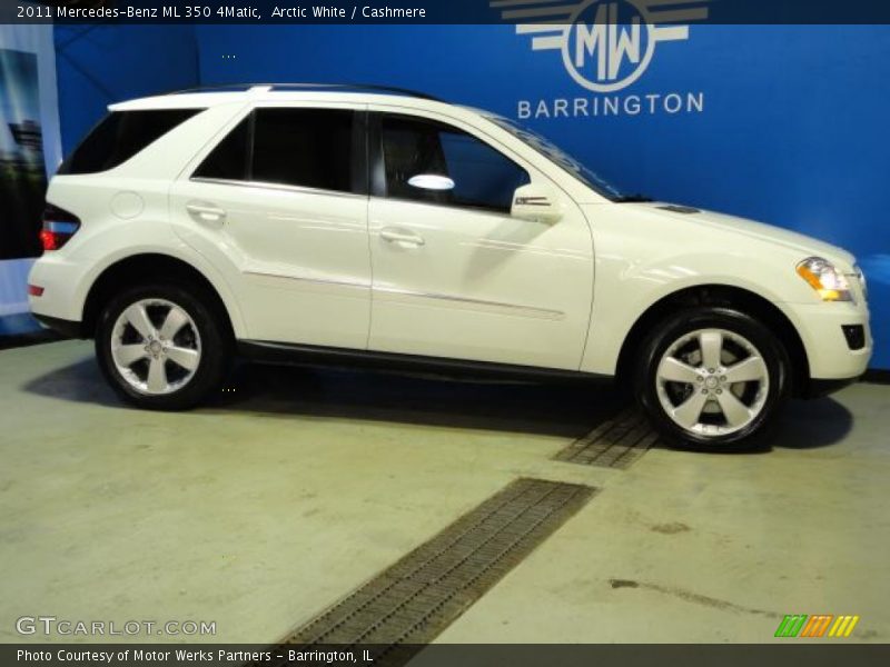 Arctic White / Cashmere 2011 Mercedes-Benz ML 350 4Matic